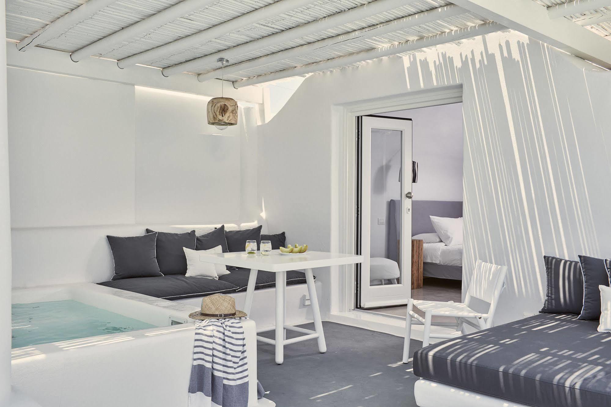 Boho Suites Santorini بيريفولّوس المظهر الخارجي الصورة